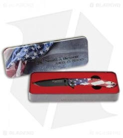 Smith & Wesson Americaâs Heroes Liner Lock Knife American Flag (3.25" Black)