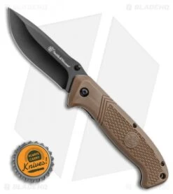 Smith & Wesson 2-Piece Folder + Fixed Knife Combo Set 1122655 -Elite Folds Smith Wesson MP Knife 2 Piece Combo Set 1122655 BHQ 117742 LS Folder Bottlecap